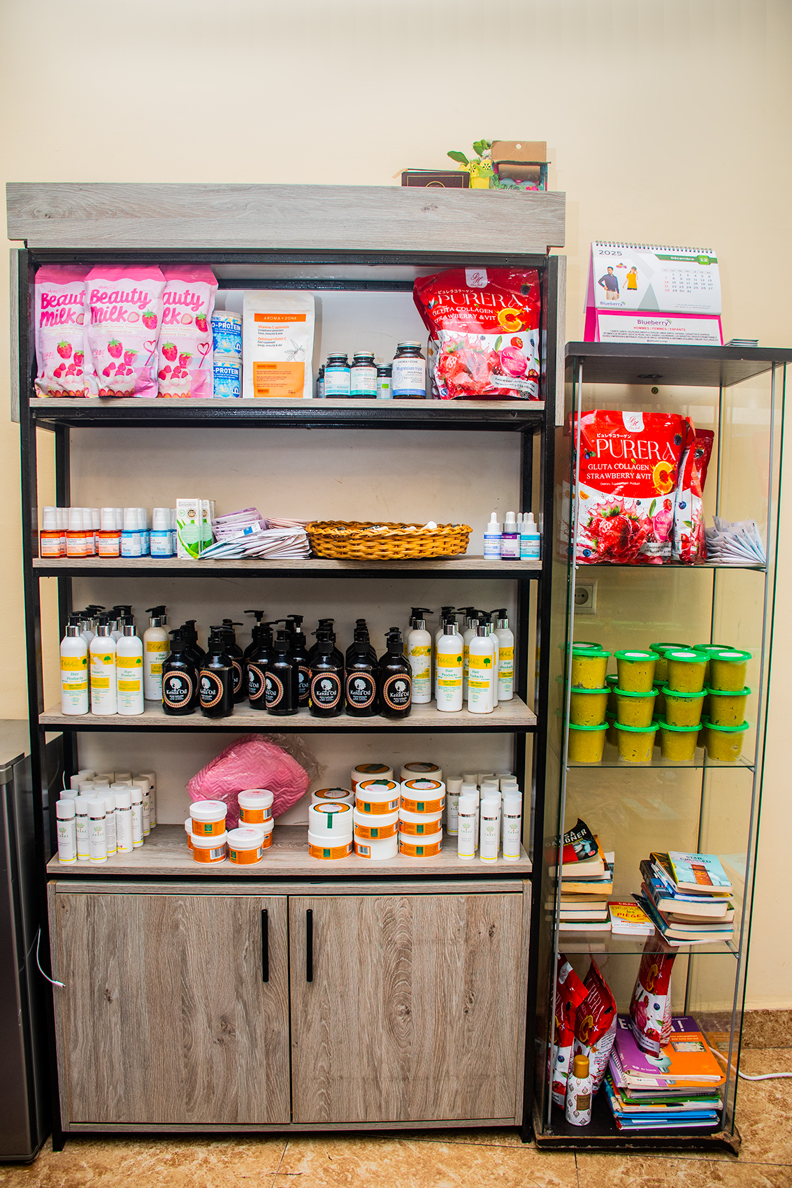 Intérieur de la boutique IKEAH - Espace produits