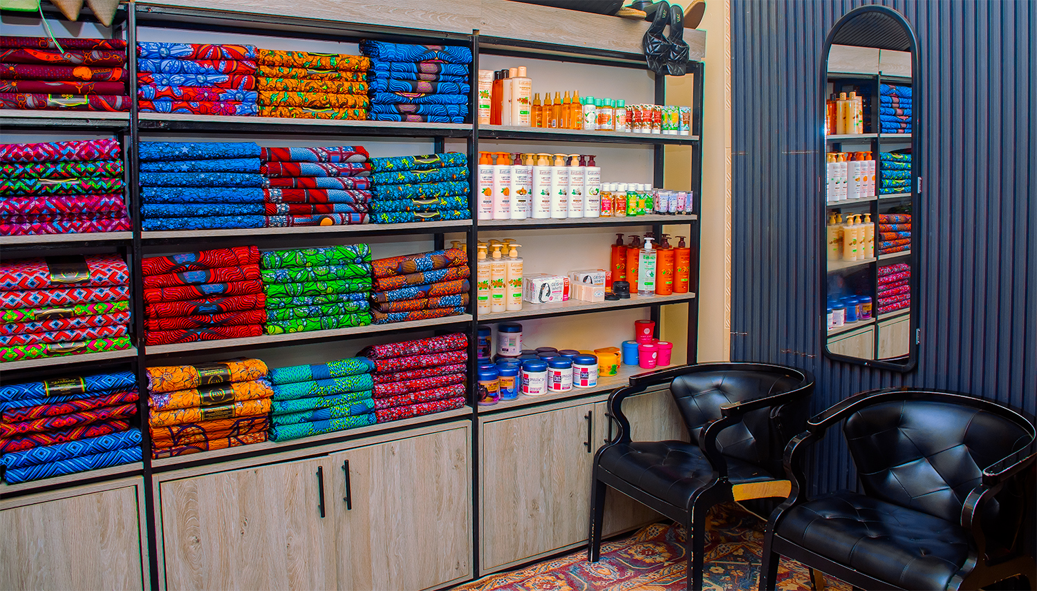 Intérieur de la boutique IKEAH - Zone conseils